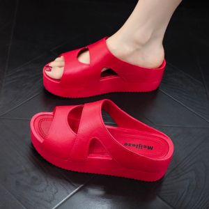 รองเท้าแตะส้นหนาสำหรับผู้หญิงในบ้านและในร่ม รองเท้าแตะส้นเตี้ยแบบสวมสบายสำหรับฤดูร้อน รองเท้าแตะแบบสวมสบายสำหรับใช้ในบ้านและในห้องน้ำ