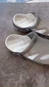 Dép sục Cross giày sandal bít mũi Nam - chất nhựa dẻo EVA siêu nhẹ đi mưa đi biển thời trang - Maipy S038