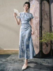 JK&JS | Đầm Cheongsam Phong Cách Trung Quốc Thêu Lụa