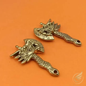 Móc Khóa Phong Thủy Rìu Đầu Rồng Bằng Đồng Thau Móc Khóa Trang Trí - Đồ Đồng Thuận Tâm