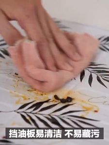 Foldable Removable Kitchen Oil Proof Baffle Cooking Aluminum Foil Splash Guard Proof Range Hood Heat Insulation Baffle