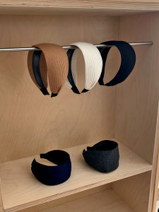 Fall and Winter Cute Knitting Gray Yi Mengling Same Style Headband Korean Style Hairpin with Broad Edge Washing Face Hair Band High Skull Top Headdress