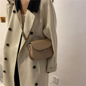 Túi Đeo Chéo Nữ Thời Trang Cao Cấp 2025 Túi Đeo Vai Đơn Thời Trang Mới Túi Đeo Chéo Kiểu Dáng Yên Ngựa Cổ Điển Nhỏ