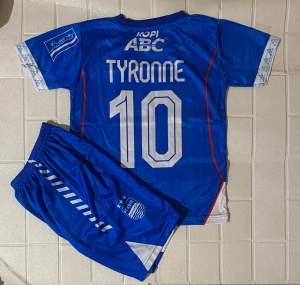 Jersey TYRONNE nomor 10 PERSIB BANDUNG untuk anak usia 5 sampain12 tahun