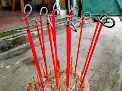 Nhang cuộn tàn chiêu tài hồng vận 1 bó 500gram