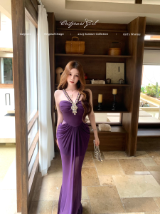 ชุดเดรสยาวคอวีประดับเพชรเอวสูงสไตล์เกาหลี ฤดูร้อน 2025 ชุดเดรสยาวคลุมเข่าสายเดี่ยว