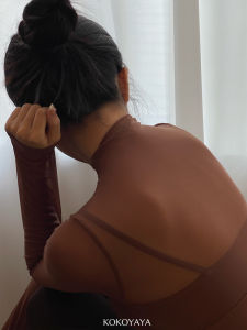 Kokoyaya Womens Fitness Clothing Long Sleeve Tight Top with Chest Pad Yoga Wear Mesh Splice Fake Two-Piece Breathable Moisture-Wicking Antibacterial Running Gym Workout Sportswear