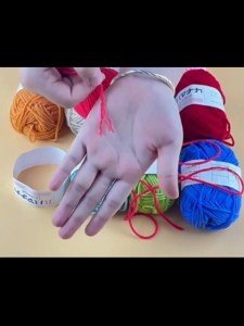 ไหมพรมฝ้าย ไหมพรมคอตตอนนม 4ply 25g  สำหรับถักโครเชต์ นุ่มสบาย มีสีต่างๆให้เลือก