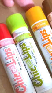 VIVA White Chic On Lips Lip Moisture Balm 4.2gr - Pelembab Bibir