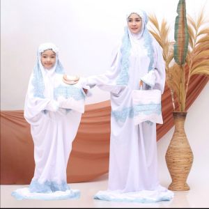 Mukena lajur Couple Ibu Anak Polino silk Putih Renda