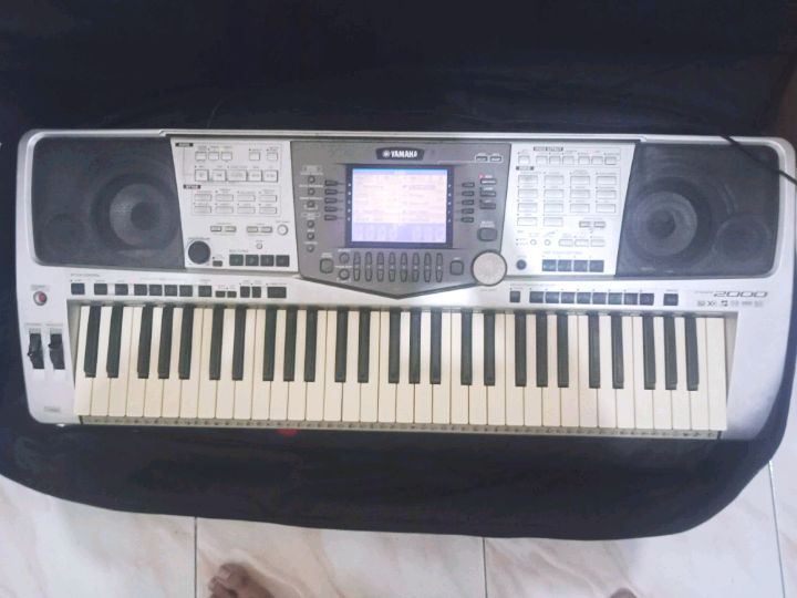 Keyboard Yamaha Psr 2000 Orgen Mulus Like New Lazada Indonesia 8057