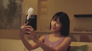 360° Rotation Portable Mini Selfie Fill Light Rechargeable Clip Mobile Phone Fill Lamp For Camera Phone Make Up Computer Fill Light