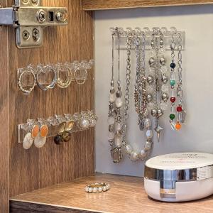 MULUOZI | Tangle Prevention Jewelry Organizer For Necklaces Bracelets Earrings