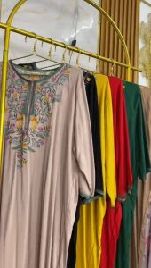 Daster Bordir Yasmin Polos Lengan 3/4 Katun Rayon Premium Busui Bumil Frendly