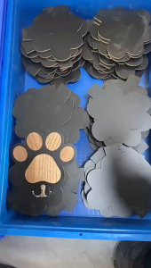 Paw Print Wall Hook Dog Leash Hanger Decorative Wooden Hook With Claw Design For Hanging Collar Coat