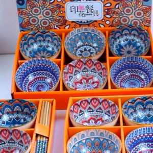 Boxset European Style Premium Porcelain Tableware / Ceramic Bowl Set Souvenir Japanese Style