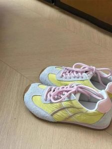 Outdoor Climbing Shoes Womens Leather Lightweight Breathable Casual Hiking Shoes Fashionable Korean Style round Toe mid Heel