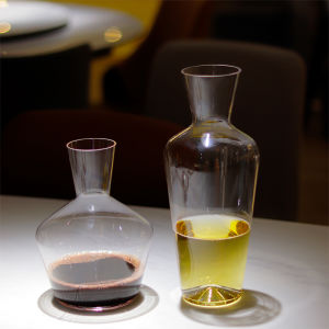 Lightweight Transparent Lead-Free Crystal Glass Wine Decanter Home Use Red Wine Pouring Bottle White Wine Diverting Pot