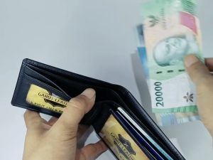 Dompet Mini Pria 100% Kulit Lipat Mini Kecil