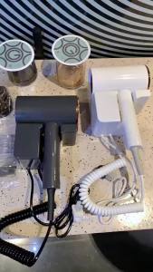 XMSJ | Hotel/Guesthouse Specific Wall Mounted Hair Dryer With High Speed Strong Wind Fast Drying No Drilling Silent Hair Dryer EU