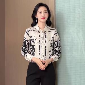 AMMIN spring 2025 new simple lapel fashion abstract graffiti print single breasted commuter chiffon blouse Korean style long sleeve plus size elegant blouse