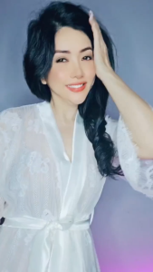 Áo choàng ngủ ren WANNABE áo khoác ngủ nữ trong suốt mong manh tinh tế quyến rũ thời thượng KI613