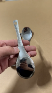 Sendok Sup Anti Karat Gagang Anti Slip Serbaguna / Sendok Kuah Korea Spoon Gaya Elegan PH C1414