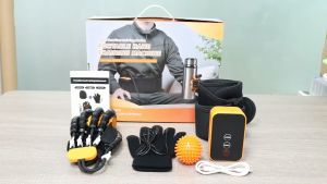 Salorie Auto Mirror Rehabilitation Robot Gloves Rechargeable Portable Cordless Hand Finger Therapy Exerciser for Stroke Hemiplegia Relieve Hand Cramps Training Device