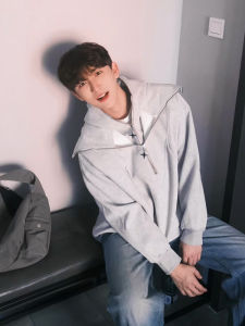 American Style Half Turtleneck Zipper Sweatshirt Mens Hooded Autumn and Winter Boys Fried Street Handsome Outwear Oversize Tops