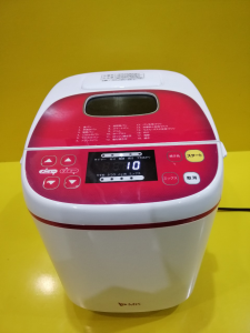 Máy làm bánh mì nội địa Nhật MK HBS-100 (20H29)_Hàng nội địa Nhật đã qua sử dụng điện 100V