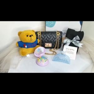 Kado ulang tahun cewek hampers aniversary wedding pernikahan gift set wisuda hadiah ultah tas wanita