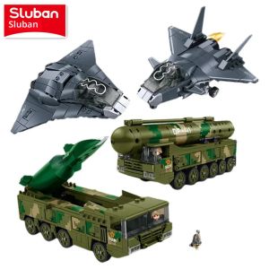 เด็ก DIY ทหาร Strategic Strike อาวุธ Intercontinental Ballistic ขีปนาวุธ Hypersonic Missile Building Blocks ของเล่นเพื่อการศึกษา