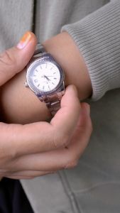 PhiLipe Ricci Jam Tangan Wanita Rantai Kecil Imut Simple Minimalis Original 100% 8060E Free Baterai