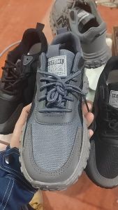 Leedoo Sepatu Sneakers Tali Pria Anti Slip Sepatu Olahraga Keren Kasual Shoes Men Santai Fashion Dewasa Terbaru Ramadan 2024 MR709