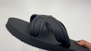 ส่งเร็วพิเศษ! รองเท้าแตะฟองน้ำ รองเท้าแตะสวม นิ่มสบาย ไม่ลื่น ไม่ดีดน้ำ ทนทาน