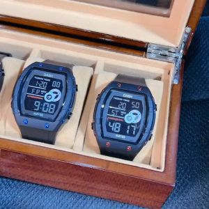 นาฬิกา ข้อมือ SPORT DASH ดิจิตอล ไฟ จับเวลา ตั้งปลูก หน้าปัดทันสมัย ผู้ชาย พร้อมตั้งเวลาให้ก่อนจัดส่ง