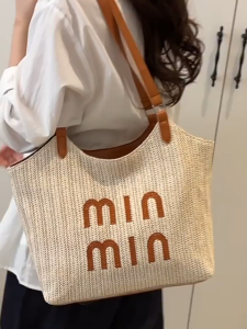 MOUSSON กระเป๋าถือแบบทอจากฟางสไตล์เรียบง่ายสำหรับฤดูร้อนและชุดลำลอง