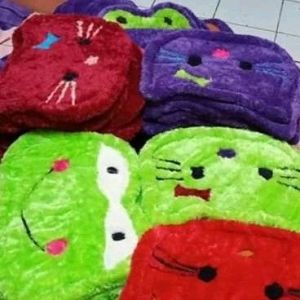 keset empukkesed bulu Rasfurkesed karakteralas kaki tebal Rasfur