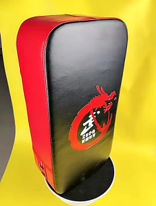 monqiqi เป้าซ้อมชกมวย Kicking Pad เป้าล่อเตะ เป้าใช้ซ้อมเตะมวย แบบสวมแขน สำหรับฝึกซ้อม อุปกรณ์มวยไทย 2pcs