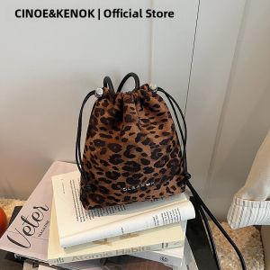 Luxurious Leopard Print Design Bag
