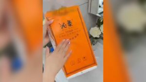 Buy-1 Take One Tissue Hanging Wall Hand Paper Household Air Cushion Facial Tissue