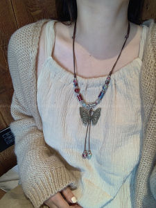 Bohemian Ethnic New Chinese Style Ceramic Butterfly Necklace Womens Vintage Sweater Chain Pendant Beads Accessories