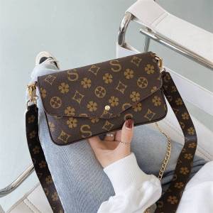 กระเป๋าถือทรงสี่เหลี่ยมเล็กแบบลำลองสำหรับผู้หญิง 2023 กระเป๋าสะพายไหล่แบบลำลองแบบย้อนยุคพร้อมโซ่ กระเป๋าสะพายข้างแฟชั่นแบบอเนกประสงค์