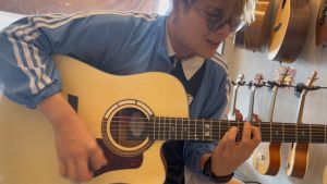 กีต้าร์โปร่ง Mantic GT-1DC กีต้าร์โปร่งไฟฟ้า os1/klt-1 จัดส่งฟรี +ฟรีของแถมสุดพรีเมี่ยม undamusic