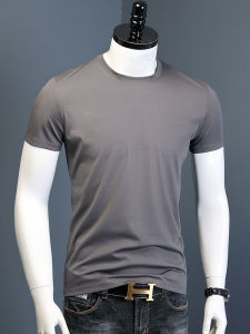 เสื้อยืดแขนสั้นทรงสลิมฟิตสำหรับผู้ชาย 100 ชิ้น คอตั้ง สีพื้น ผ้าไหมน้ำแข็ง แฟชั่นฤดูร้อน เสื้อยืดคอตตอนเนื้อยาว