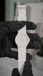 Jam Tangan Pria Casio Pop MQ-24B-7B White Dial White Resin Band