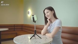 Tripod Tongsis LED R1S 3IN1 Wireless Bluetooth Remote Shutter + Flashlight Monopod Tongkat Narsis Mini Selfie Stick 360°