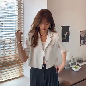 Korean Style Women Minimalist Solid Outwear: A Guide to Spring Comfort & All-match Fashion