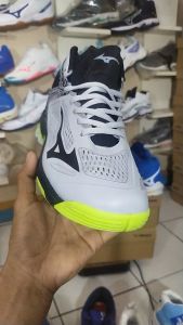 Sepatu Voli Mizuno Wlz 5 Premium Import / Sepatu Volly Pria Mizuno Wave Lightning Z5 New / Sepatu Voly Ball Olahraga Volley Cowok Poli Polly Cowo Terlaris Olah Raga Foli Folly Putra Model Terbaru Warna Grey NAvy Biru Merah Red Putih Tosca