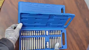 A complete set of High quality brand ALLEN SOCKET WRENCH SET 40 PCS ASSORTED BITS 40pcs Allen bits setIron box 1/2 drive and 3/8 drive heavy duty